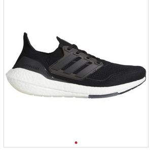 - ADIDASULTRABOOST 22 RUNNING SHOES size 7 women